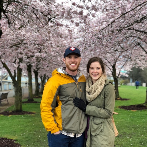 👋 I'm Molly! I love Poshmark! 💃🏼😎❤️ - Picture 4 of 6